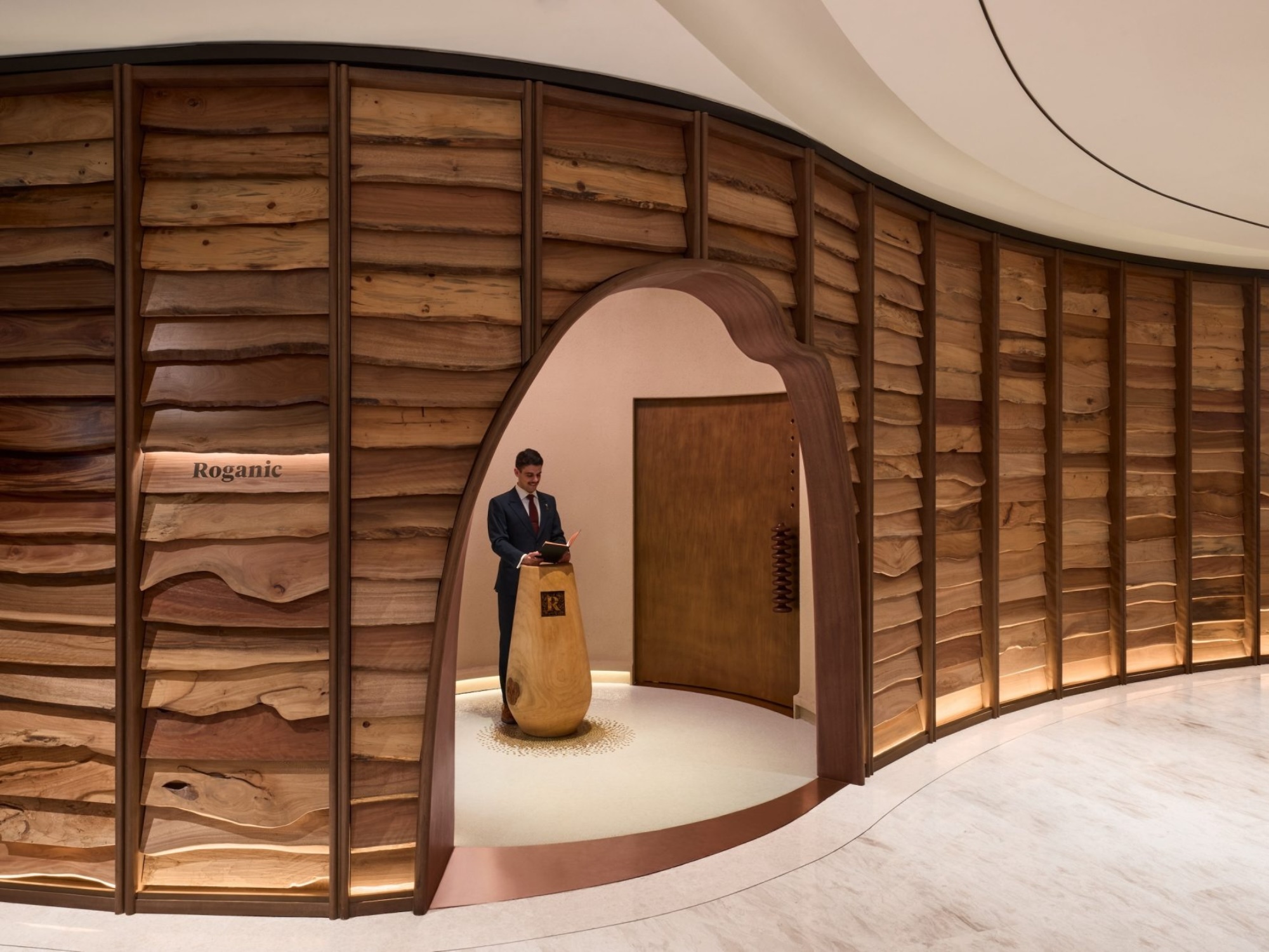 Kinn Collective Projects Roganic HK 04